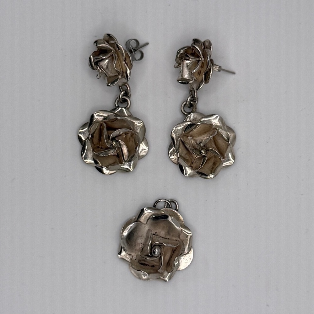 VTG Mexican Sterling Silver Rose Dangling Earrings and Pendant.
